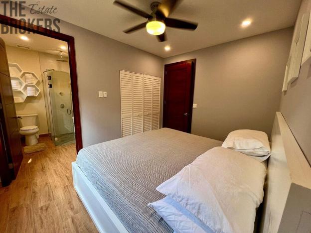 Prodej bytu 3+1, Coxen Hole, Roatán, Honduras, 139 m2