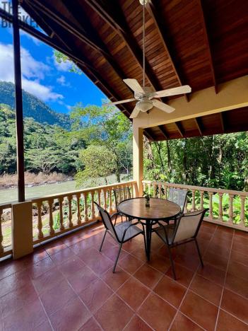 Prodej rodinného domu, La Ceiba, Honduras, 4080 m2