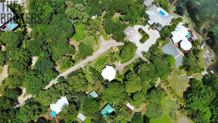 Prodej pozemku, Coxen Hole, Roatán, Honduras, 8984 m2