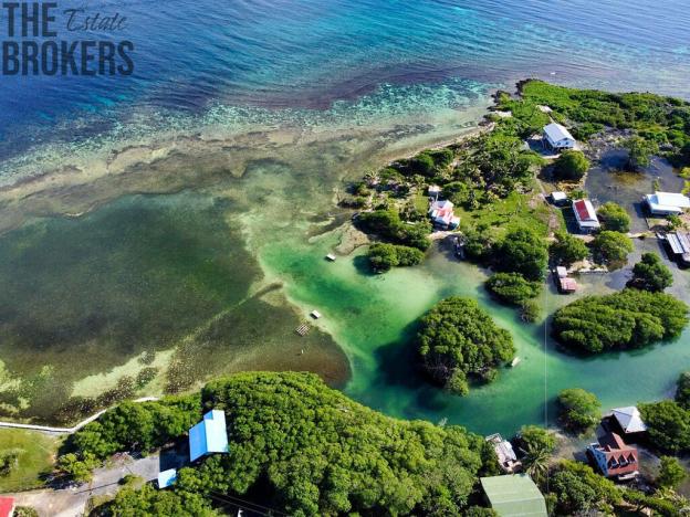 Prodej pozemku, Coxen Hole, Roatán, Honduras, 1000 m2