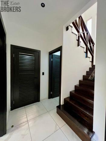 Prodej rodinného domu, Coxen Hole, Roatán, Honduras, 90 m2