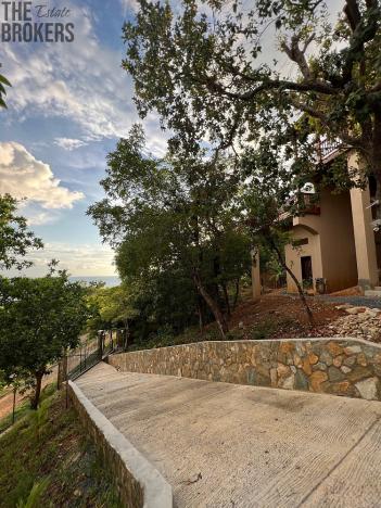 Prodej rodinného domu, Coxen Hole, Roatán, Honduras, 419 m2