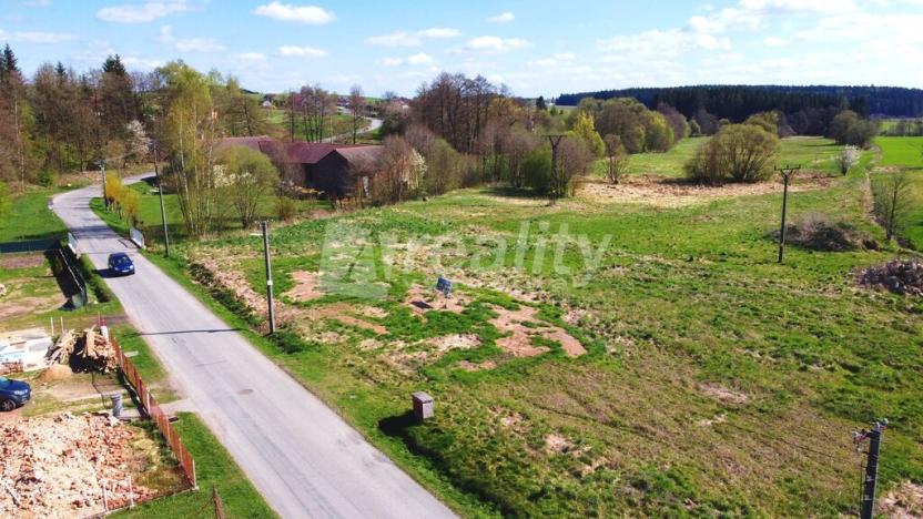 Prodej pozemku pro bydlení, Lhotka, 1425 m2