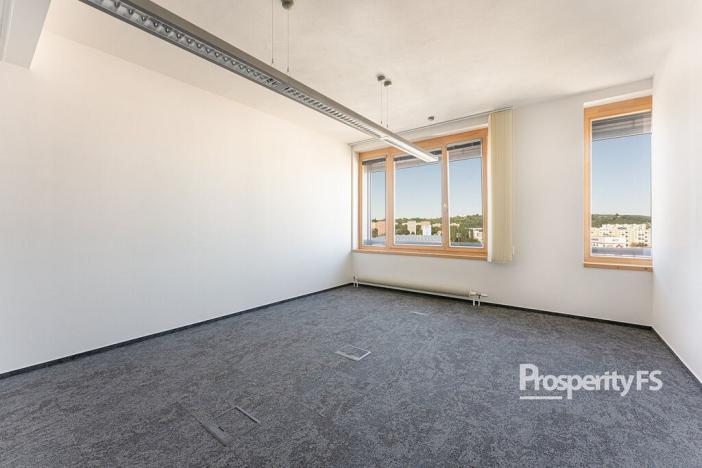 Pronájem kanceláře, Brno - Štýřice, Pražákova, 13 m2