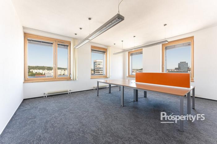 Pronájem kanceláře, Brno - Štýřice, Pražákova, 13 m2