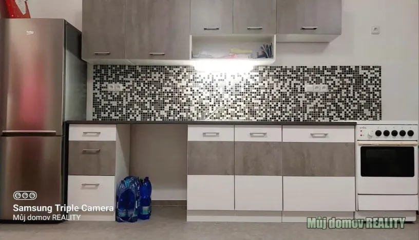 Pronájem bytu 2+kk, Praha - Kbely, Luštěnická, 48 m2