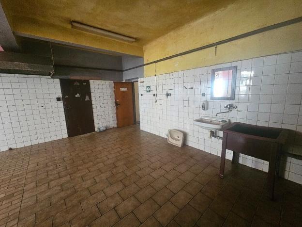 Pronájem obchodního prostoru, České Budějovice - České Budějovice 7, Matice školské, 300 m2