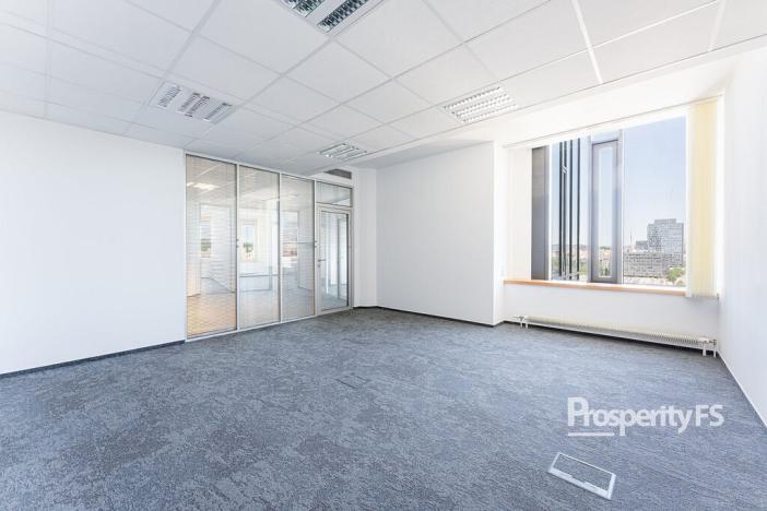 Pronájem kanceláře, Brno - Štýřice, Pražákova, 142 m2