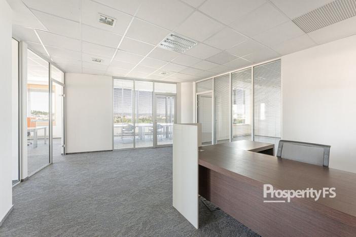 Pronájem kanceláře, Brno - Štýřice, Pražákova, 142 m2