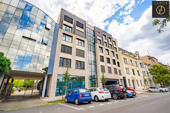 Prodej bytu 2+kk, Praha - Holešovice, U průhonu, 47 m2