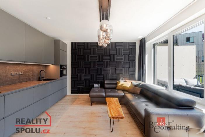 Prodej bytu 2+kk, Praha - Ruzyně, Huppnerova, 53 m2