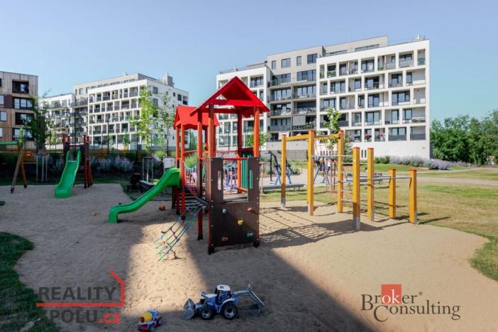 Prodej bytu 2+kk, Praha - Ruzyně, Huppnerova, 53 m2