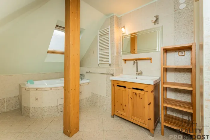 Pronájem bytu 2+kk, Teplice, Plzeňská, 70 m2