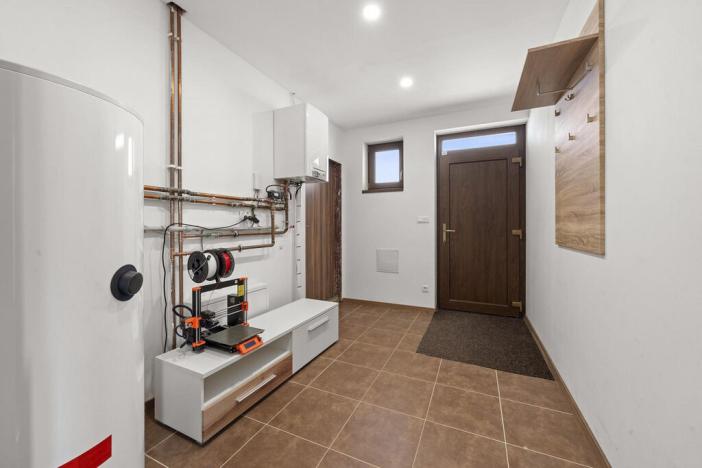 Prodej rodinného domu, Hrádek, 281 m2