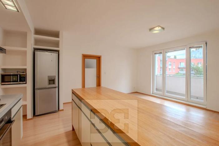 Pronájem bytu 2+kk, Praha - Záběhlice, Kamelova, 52 m2