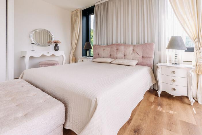 Prodej bytu 4+kk, Karlovy Vary, Pražská silnice, 155 m2