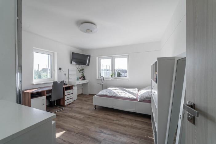 Prodej rodinného domu, Tmaň, K Vodojemu, 261 m2