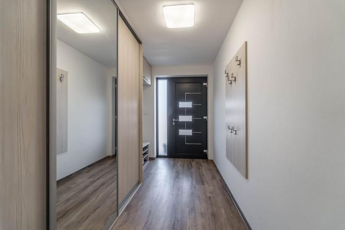 Prodej rodinného domu, Tmaň, K Vodojemu, 261 m2