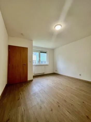 Pronájem bytu 1+kk, Ostrava - Nová Ves, Na Lánech, 27 m2