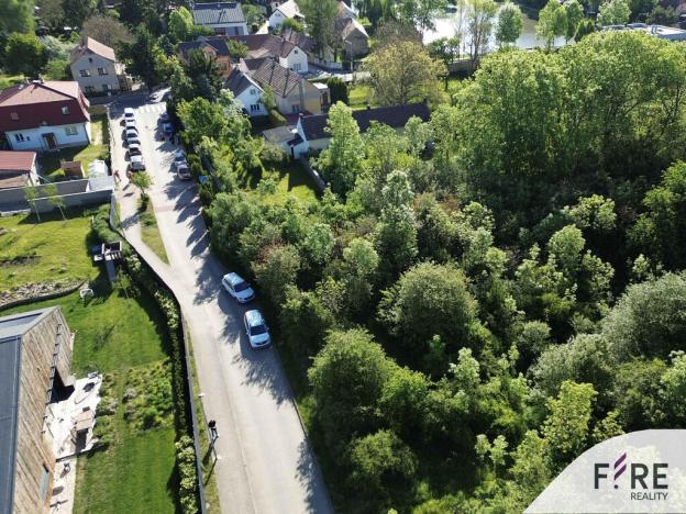 Prodej pozemku, Vestec, 1608 m2