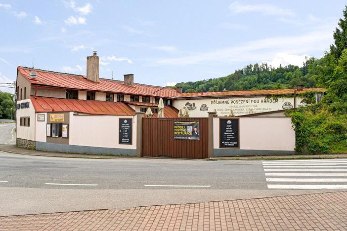 Prodej restaurace, Český Šternberk, 480 m2