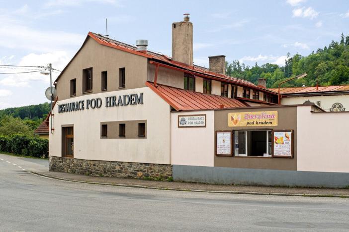 Prodej restaurace, Český Šternberk, 480 m2