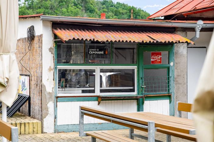 Prodej restaurace, Český Šternberk, 480 m2