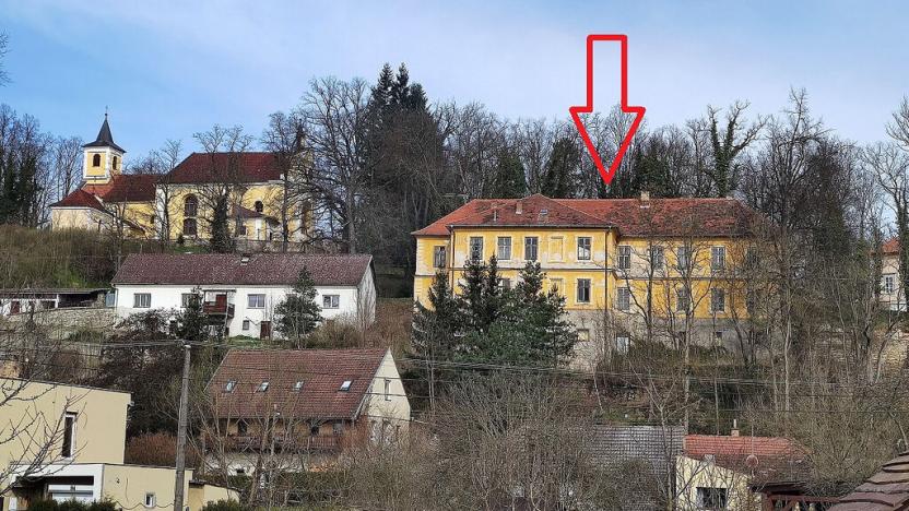 Prodej domu, Štěkeň, U Zámku, 800 m2