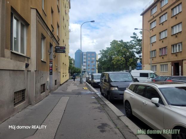 Pronájem bytu 2+1, Praha - Libeň, Drahobejlova, 39 m2