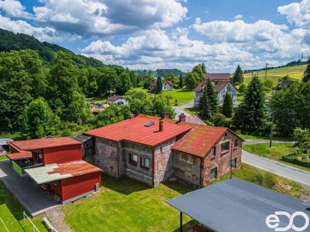 Prodej rodinného domu, Stárkov, 278 m2