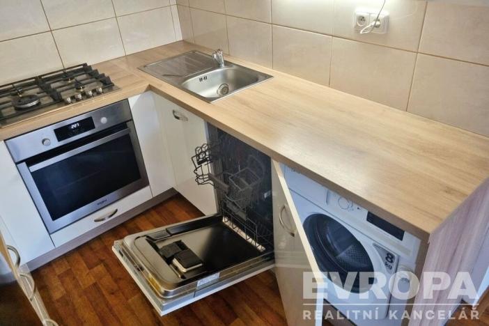 Pronájem bytu 2+kk, Praha - Michle, Přímětická, 41 m2