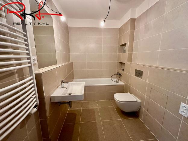 Prodej bytu 2+kk, Praha, Čakovická, 49 m2