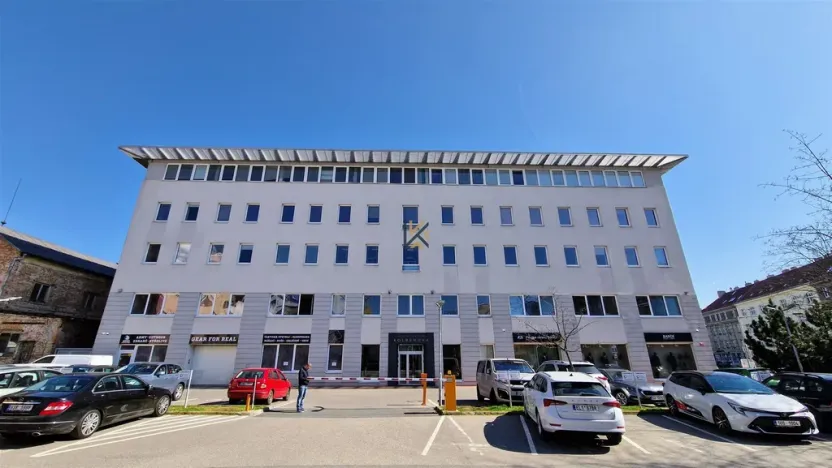 Pronájem kanceláře, Praha - Vysočany, Kolbenova, 614 m2