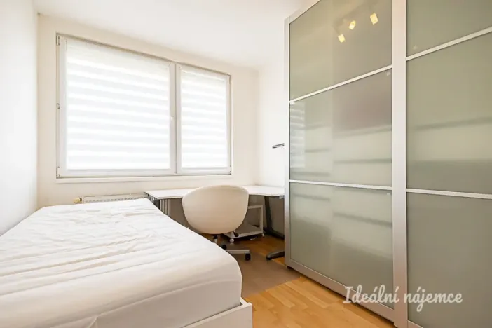 Pronájem bytu 4+kk, Praha - Michle, Přímětická, 68 m2
