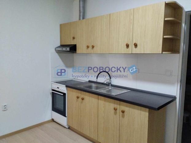 Pronájem bytu 2+kk, Přibyslav, Bechyňovo náměstí, 50 m2