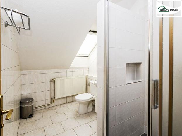 Pronájem bytu 1+kk, Cheb, Svobody, 22 m2