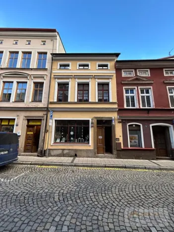 Prodej podílu vícegeneračního domu, Broumov, Generála Svobody, 300 m2