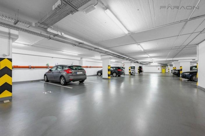 Pronájem garáže, Praha - Stodůlky, Petržílkova, 14 m2