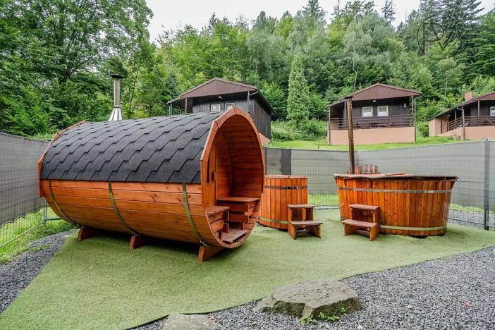 Prodej ubytování, Řeka, 250 m2