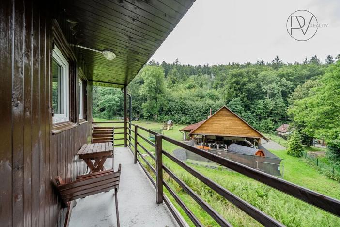 Prodej ubytování, Řeka, 250 m2