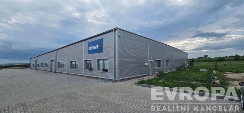 Prodej komerční nemovitosti, Mikulov, Valtická, 2047 m2