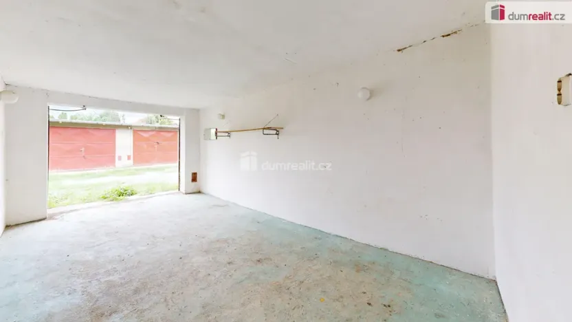 Pronájem garáže, Opava, Holasická, 19 m2