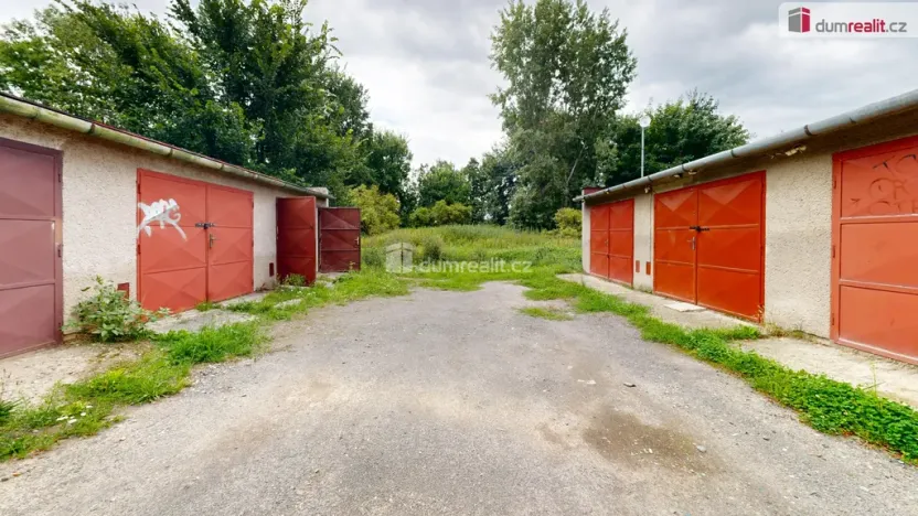 Pronájem garáže, Opava, Holasická, 19 m2