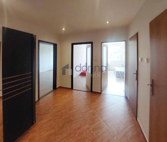 Pronájem bytu 3+kk, Praha, Plevenská, 70 m2