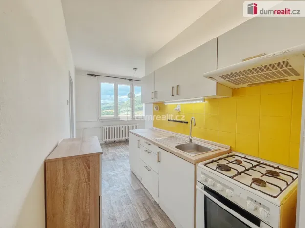 Pronájem bytu 2+1, Ústí nad Labem - Severní Terasa, Větrná, 68 m2