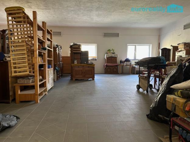 Prodej skladu, Planá, 300 m2