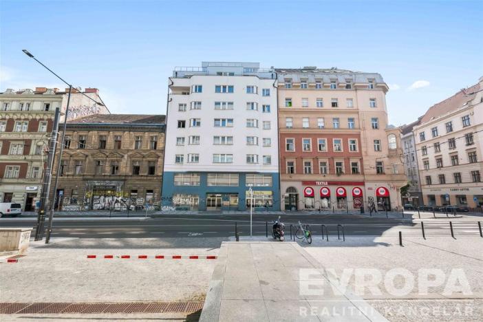 Pronájem kanceláře, Praha - Holešovice, Dukelských hrdinů, 268 m2
