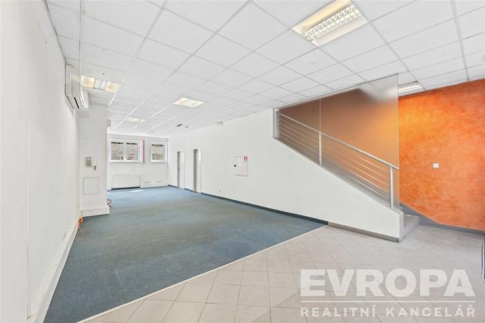 Pronájem kanceláře, Praha - Holešovice, Dukelských hrdinů, 268 m2