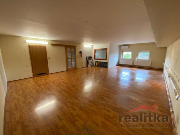 Prodej rodinného domu, Opava - Kylešovice, Lužická, 439 m2