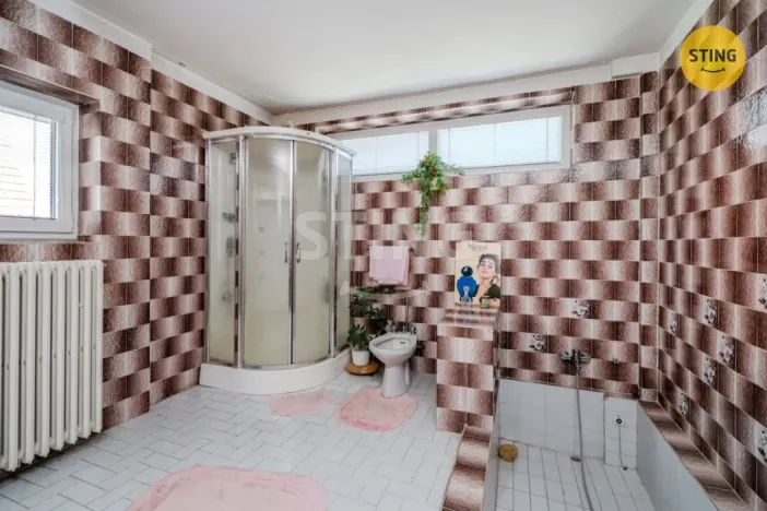 Prodej vily, Vřesina, 300 m2